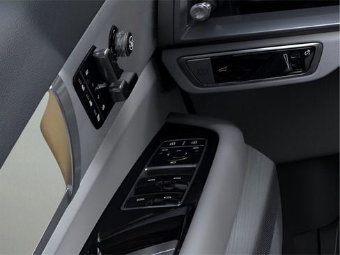 New 2026 Cadillac Vistiq Sport image 22