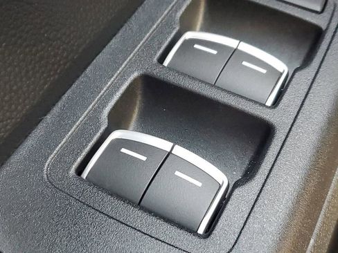 Used 2025 Honda CR-V EX-L image 32