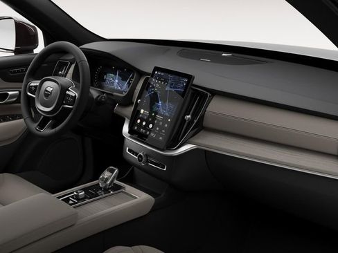 New 2026 Volvo XC90 B5 Plus AWD/4WD image 6