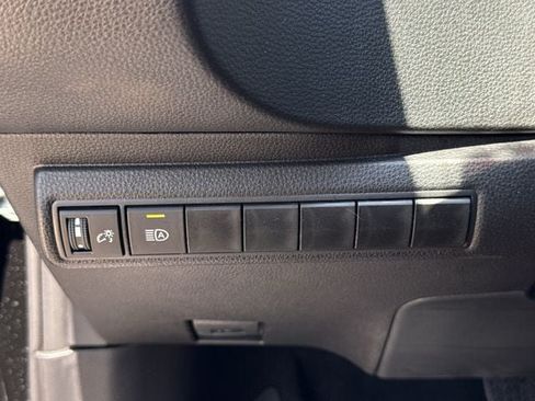 Used 2026 Toyota Corolla XSE FWD image 22