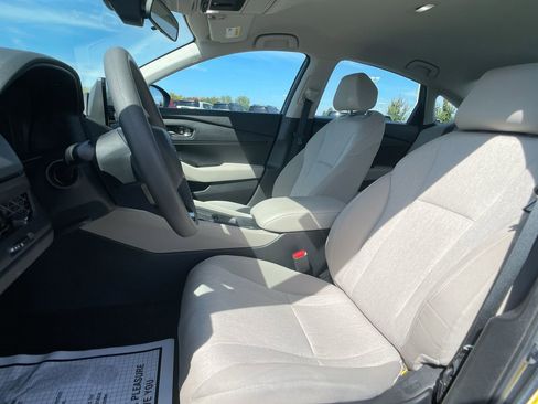 Certified 2023 Honda Accord LX image 12