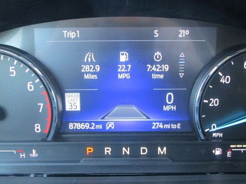 Used 2020 Ford Explorer XLT w/ Equipment Group 202A image 18