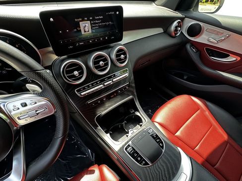 Certified 2022 Mercedes-Benz GLC 300 image 30
