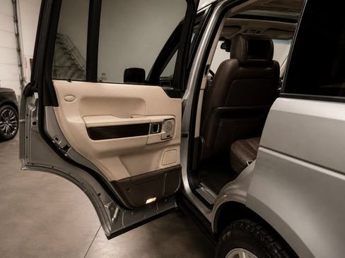 Used 2010 Land Rover Range Rover Autobiography AWD/4WD image 29