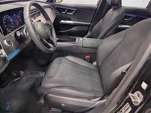 Used 2025 Mercedes-Benz E 350 4MATIC Sedan image 16