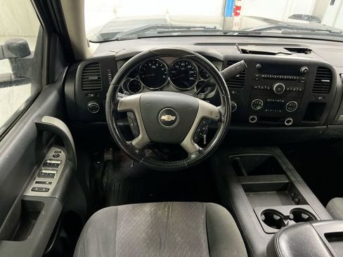 Used 2007 Chevrolet Silverado 2500 LT w/ 2LT Convenience Package AWD/4WD image 11