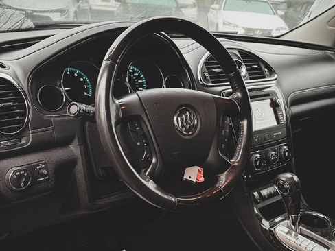 Used 2014 Buick Enclave Leather FWD image 2
