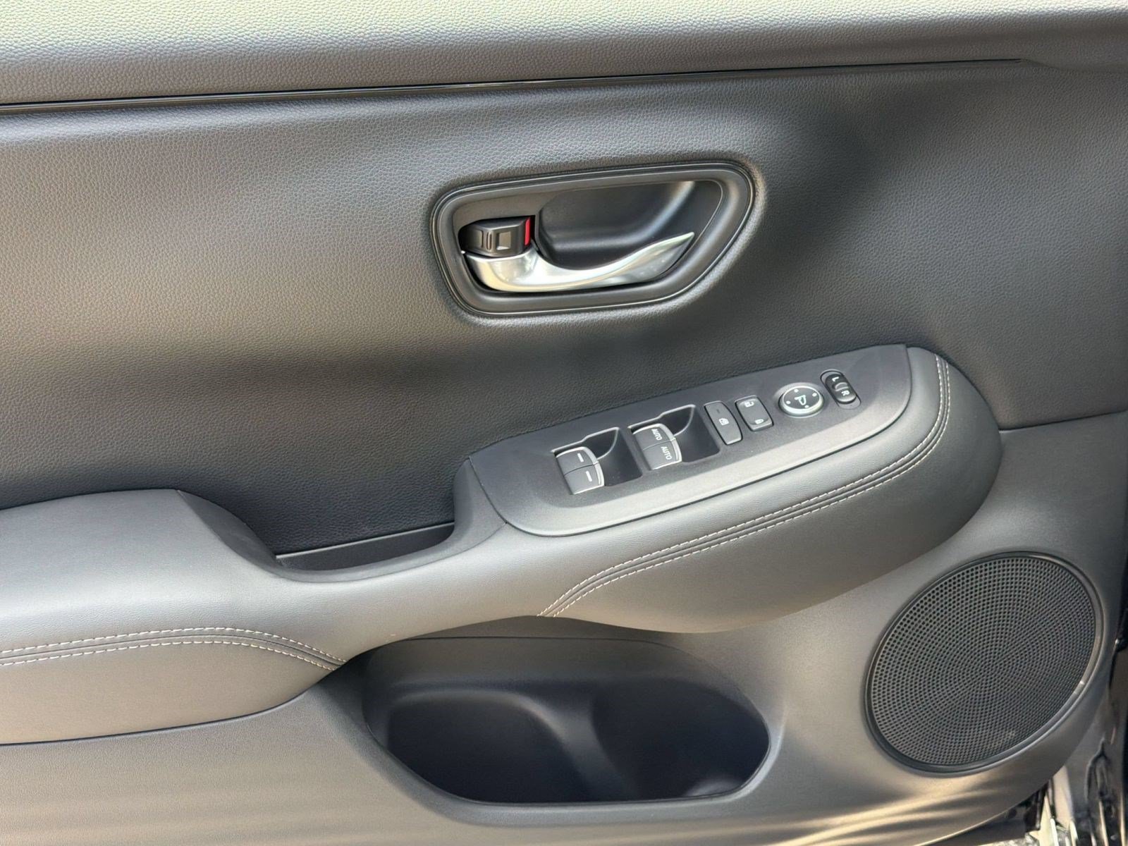 New 2027 Honda HR-V EX-L image 14