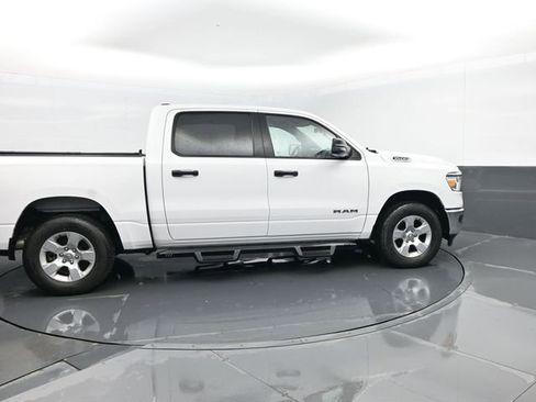 Used 2023 RAM 1500 Big Horn AWD/4WD image 4
