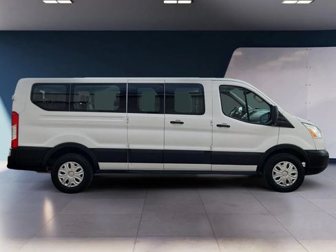 Used 2019 Ford Transit 350 XLT RWD image 4