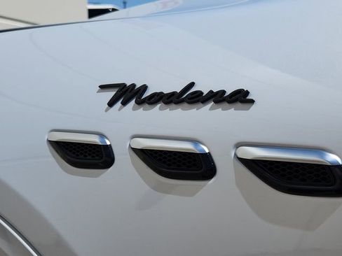 New 2024 Maserati Grecale Modena image 12