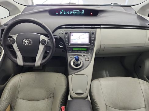 Used 2010 Toyota Prius Five image 7