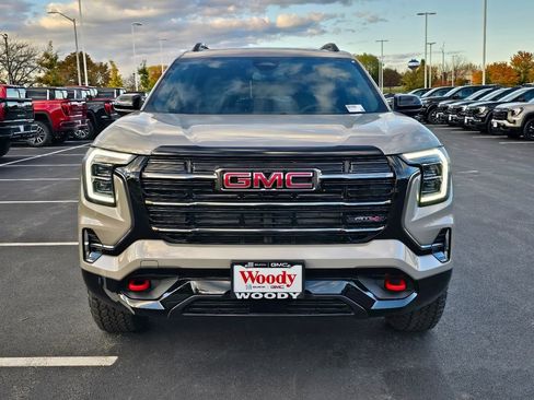 New 2026 GMC Terrain AT4 AWD/4WD image 4