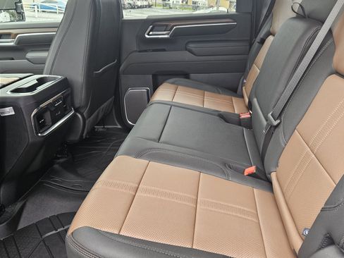 New 2026 Chevrolet Silverado 3500 High Country w/ Technology Package AWD/4WD image 14