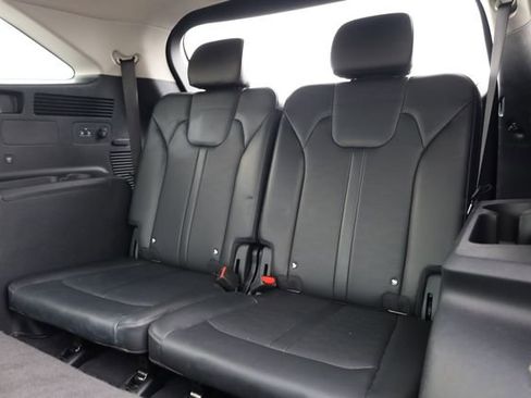 Certified 2024 Kia Sorento S image 29