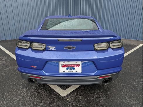Used 2020 Chevrolet Camaro LT w/ RS Package RWD image 6
