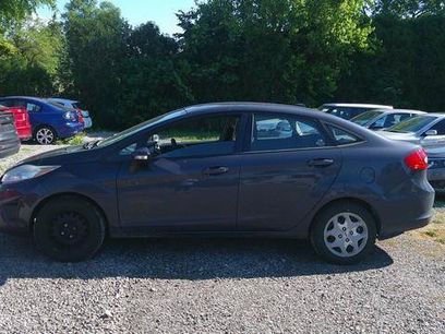 Used 2013 Ford Fiesta SE