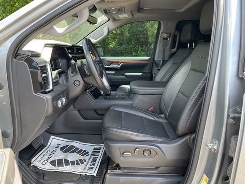 Used 2023 GMC Sierra 1500 Denali w/ Denali Reserve Package AWD/4WD image 10