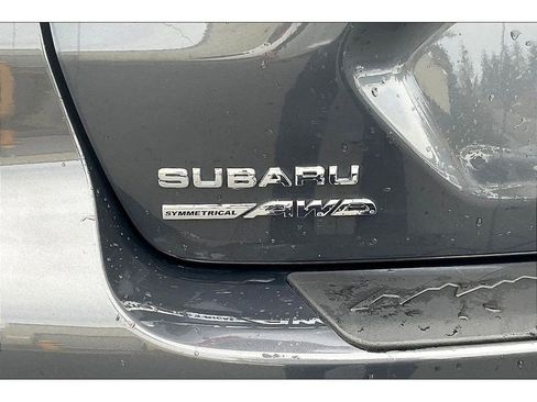 Used 2024 Subaru Crosstrek 2.0i Premium image 8