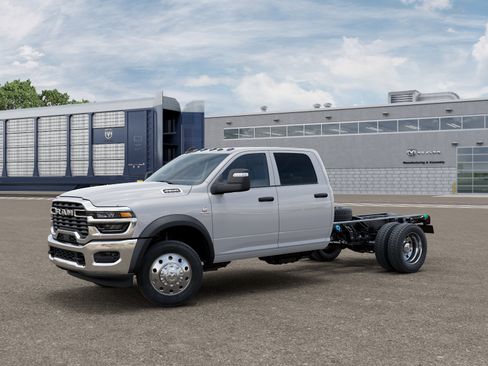 New 2026 RAM 4500 Tradesman w/ Chrome Appearance Group AWD/4WD image 1