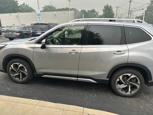 Used 2024 Subaru Forester Touring w/ Pop Package 2 AWD/4WD image 2