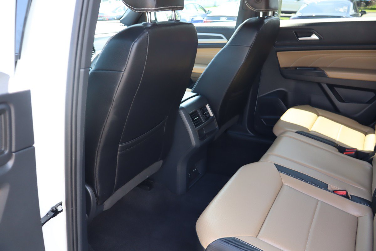 Used 2023 Volkswagen Atlas Cross Sport SE AWD/4WD image 21