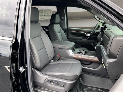 New 2026 GMC Sierra 2500 SLT AWD/4WD image 12