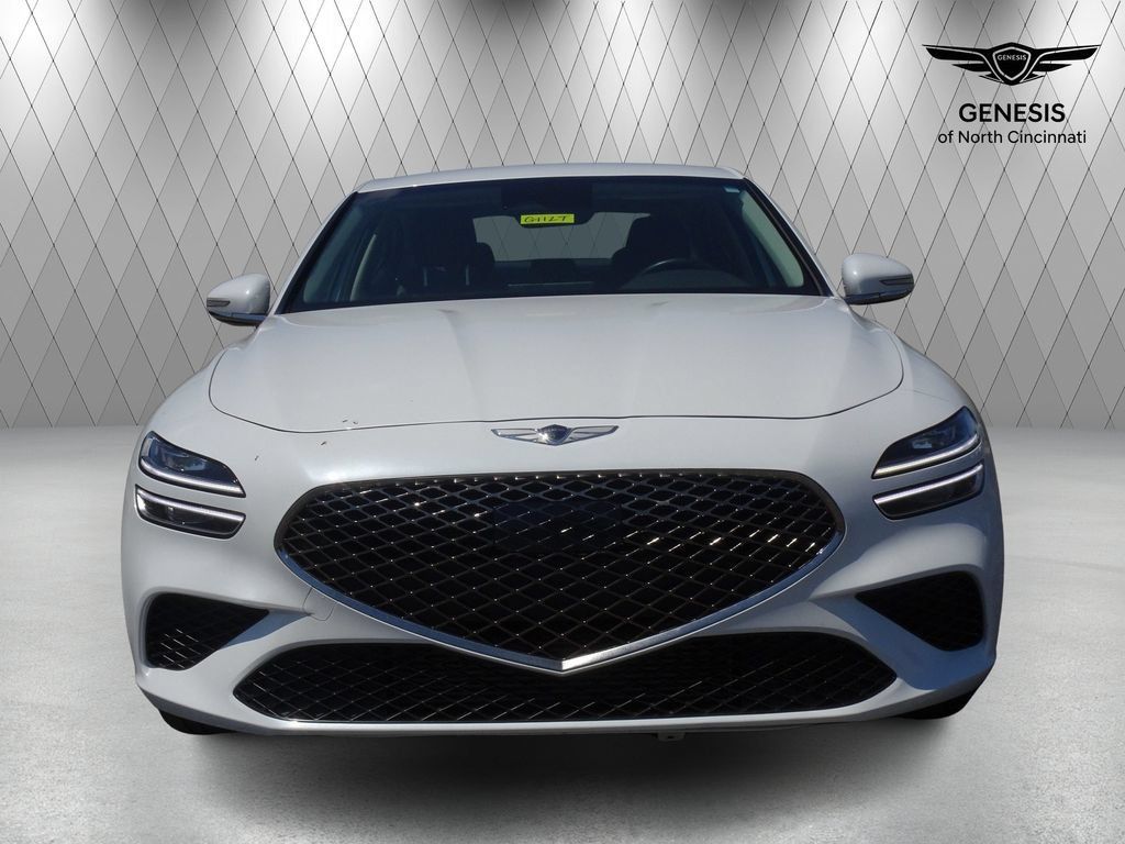 Used 2022 Genesis G70 2.0T AWD/4WD image 9