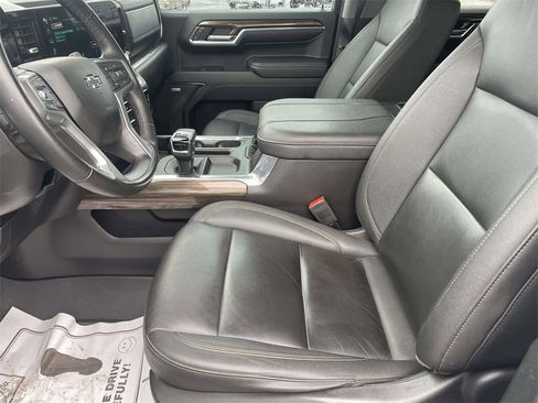 Used 2024 Chevrolet Silverado 1500 LT Trail Boss w/ LT Trail Boss Premium Package image 13