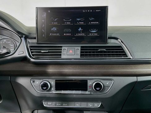 Certified 2023 Audi Q5 2.0T Premium w/ Convenience Package AWD/4WD image 13