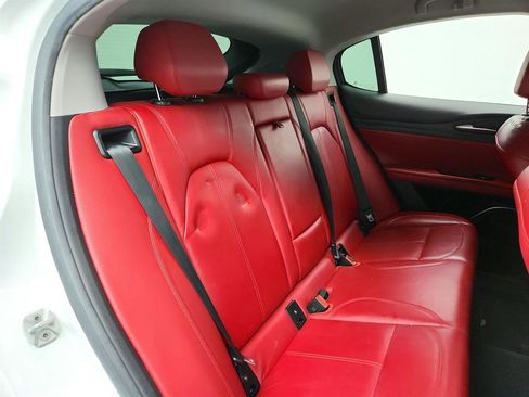 Used 2019 Alfa Romeo Stelvio AWD image 27