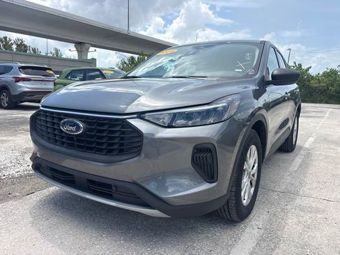 Used 2025 Ford Escape Active FWD image 7