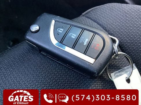 Used 2024 Toyota Corolla LE image 21