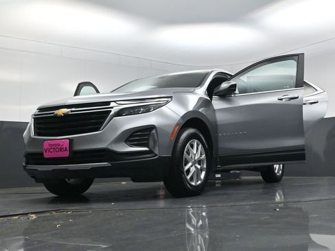 Used 2024 Chevrolet Equinox LT image 27