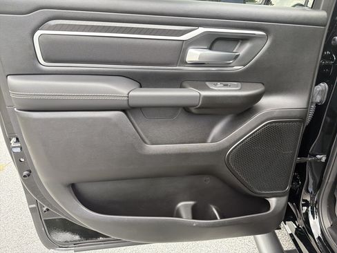 Used 2025 RAM 1500 Big Horn RWD image 26
