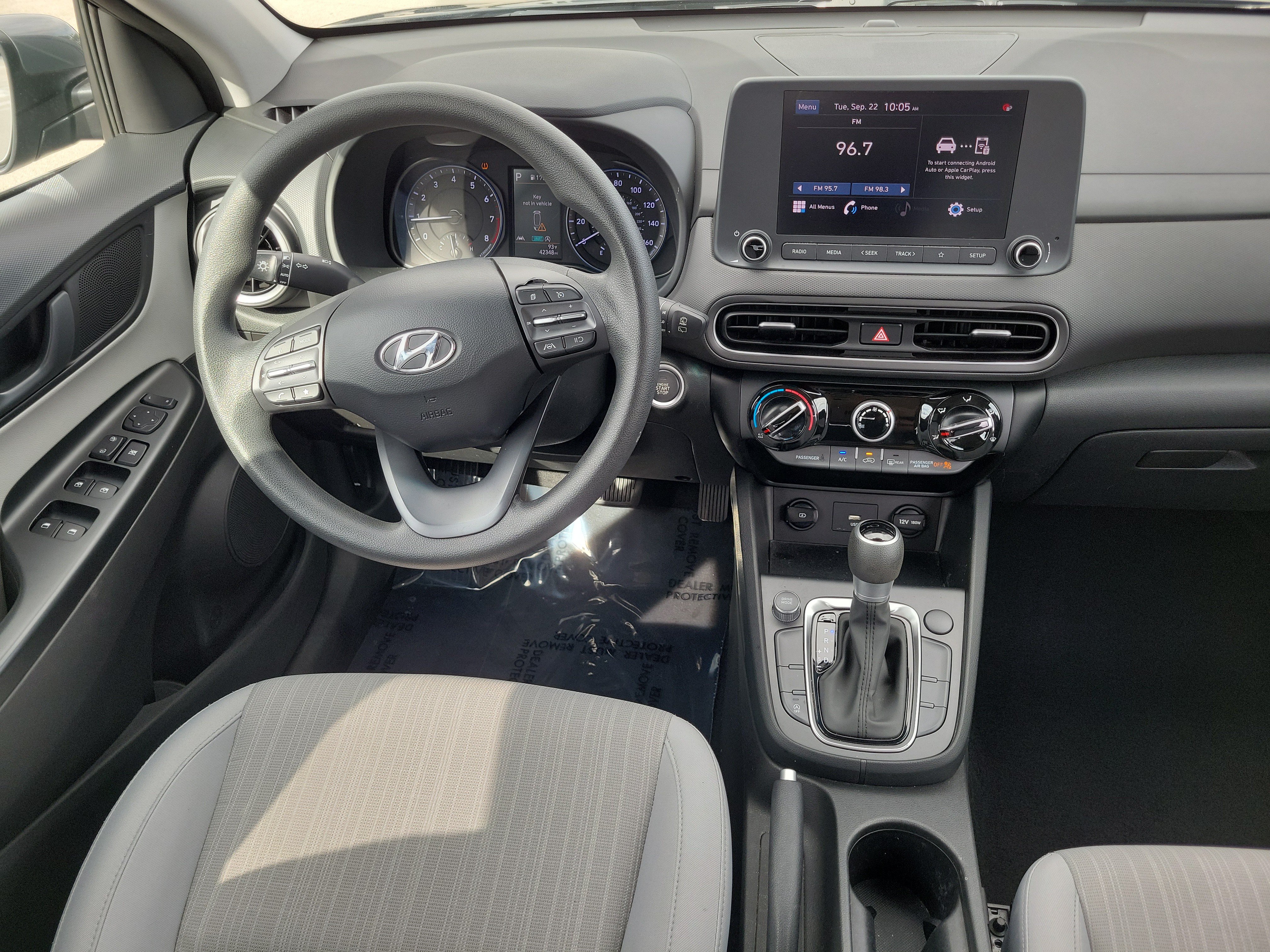 Used 2023 Hyundai Kona SEL FWD image 19