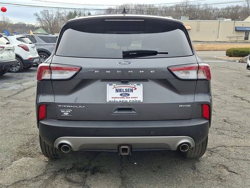 Certified 2022 Ford Escape Titanium w/ Titanium Elite Package image 23