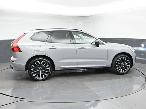 New 2026 Volvo XC60 B5 Ultra w/ Protection Package Premier AWD/4WD image 9