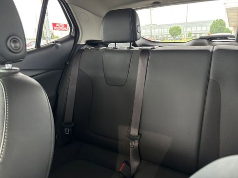 Used 2025 Buick Encore GX Preferred FWD image 38