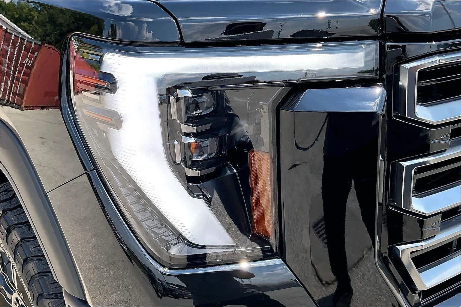 Used 2026 GMC Sierra 2500 AT4 w/ AT4 Premium Plus Package AWD/4WD image 28