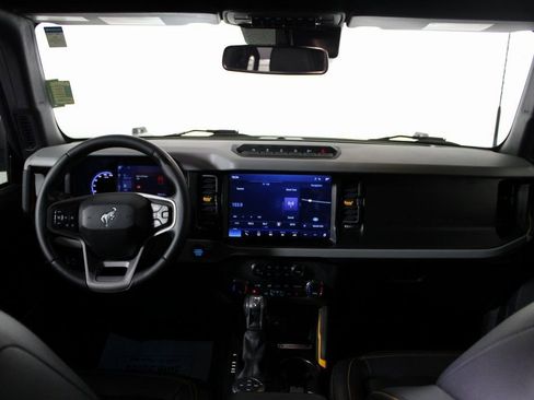 Certified 2023 Ford Bronco Badlands image 13