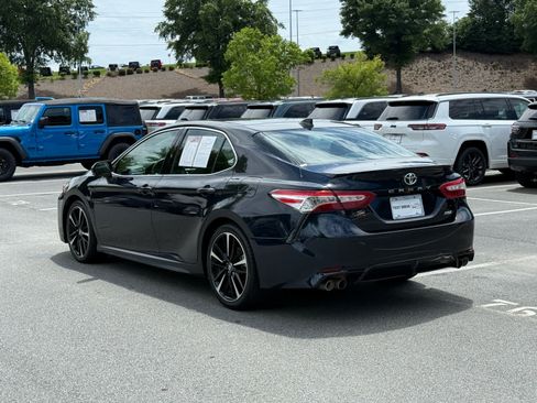 Used 2020 Toyota Camry XSE FWD image 3