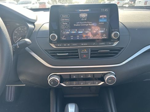 New 2025 Nissan Altima 2.5 S image 17