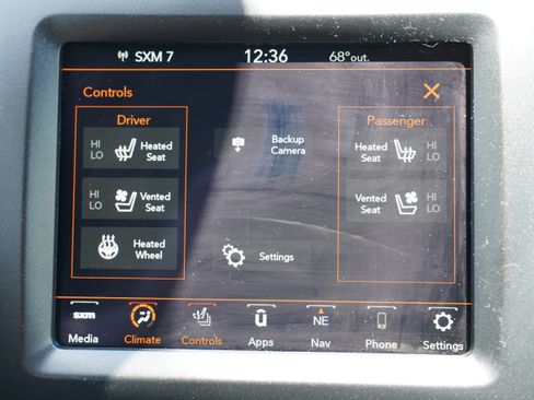 Used 2022 Jeep Cherokee Trailhawk w/ Sound & Nav Group AWD/4WD image 24