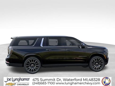 New 2026 Chevrolet Suburban High Country image 6