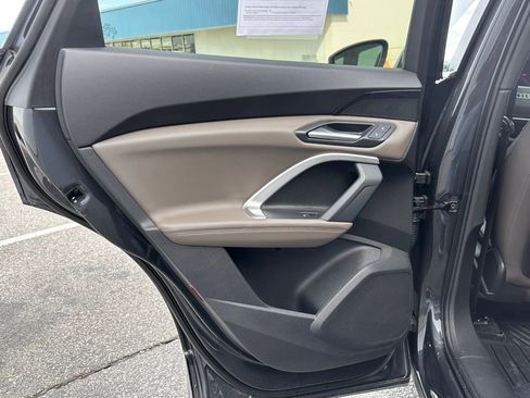 Used 2025 Audi Q5 Premium image 15