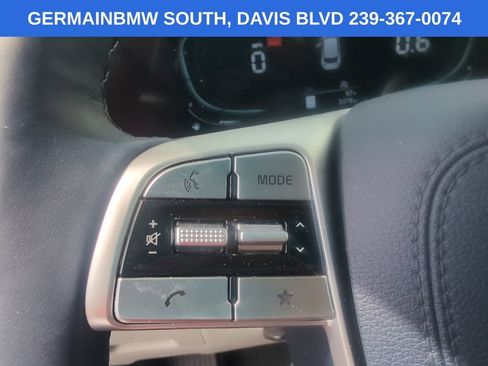 Used 2025 Kia Telluride EX w/ EX Captain's Chair Package AWD/4WD image 18