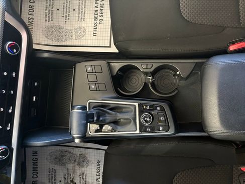 Used 2024 Kia Sportage LX image 31