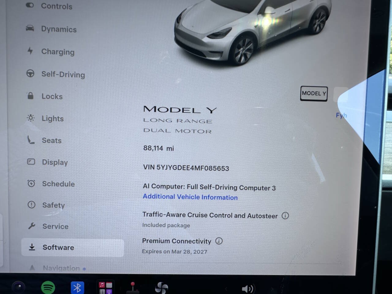 Used 2021 Tesla Model Y Long Range AWD/4WD image 18