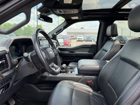Used 2024 Ford F150 Lariat AWD/4WD image 9